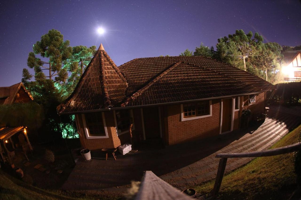 Chale Belga Em Condominio - 1,2 Km Do Centro Turistico Capivari Campos do Jordão Exteriör bild